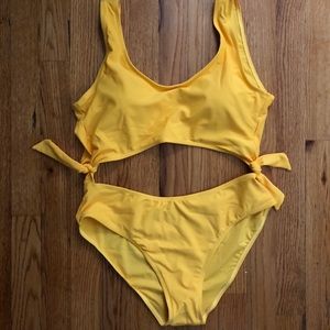 Brand New Yellow One Piece (L)